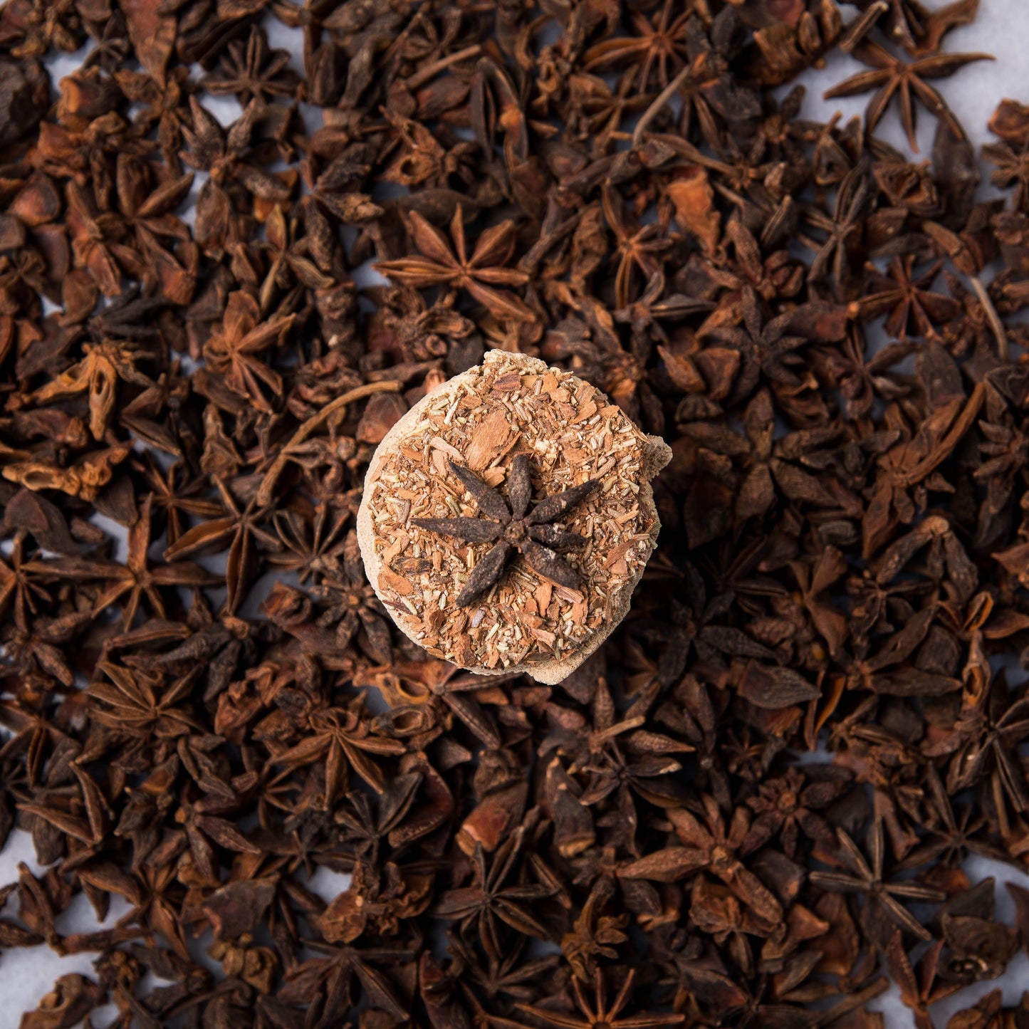 Resin Incense Tablets x 4 Anise, Cinnamon and Rosemary