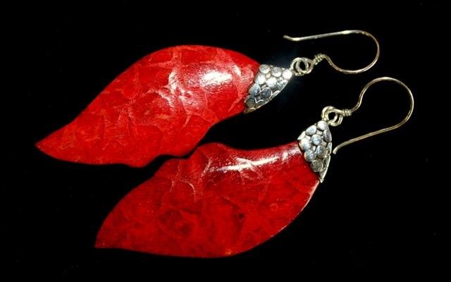 Silver and coral earrings - Falling leaves