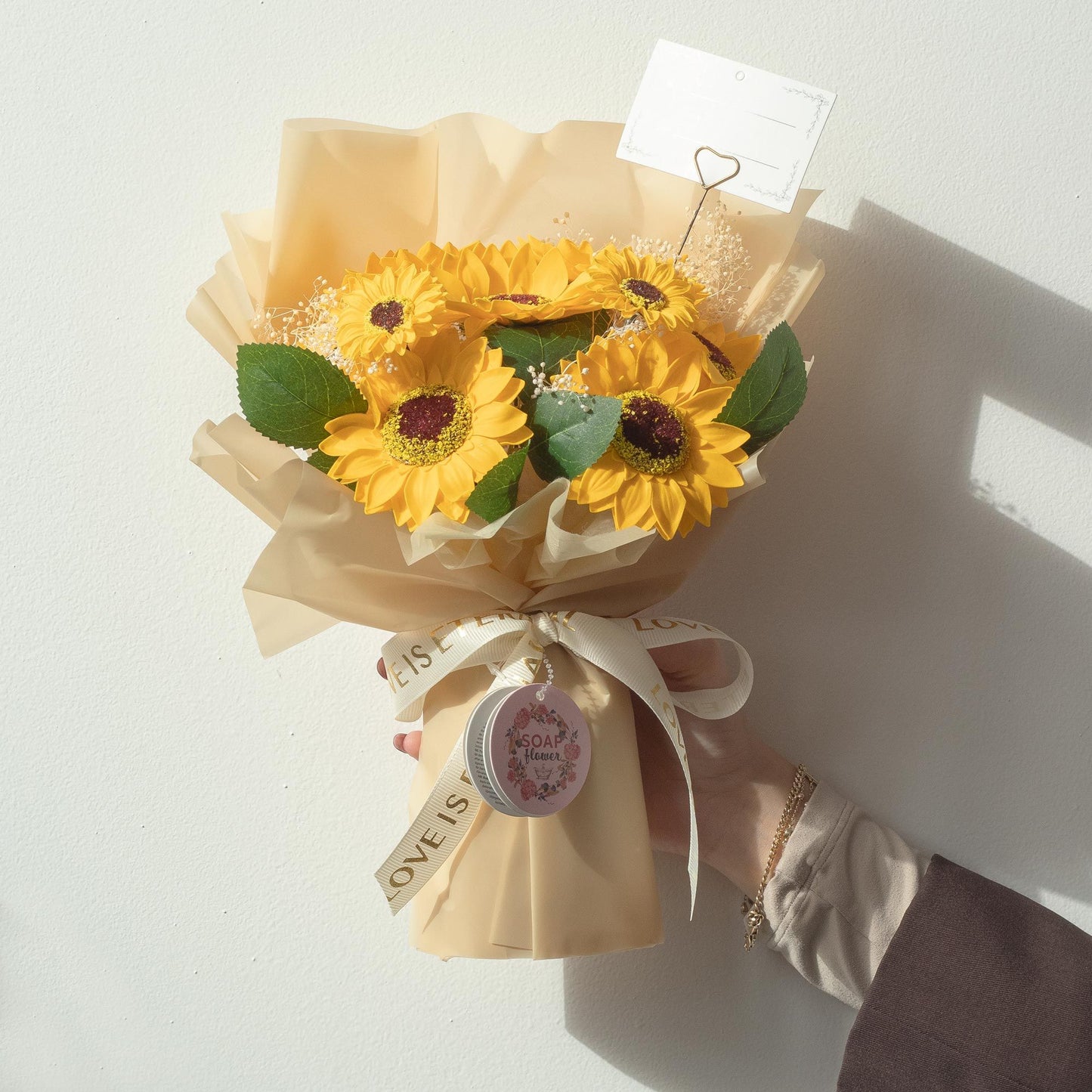 Large bouquet of sunflowers - Love is eternal - Gift card