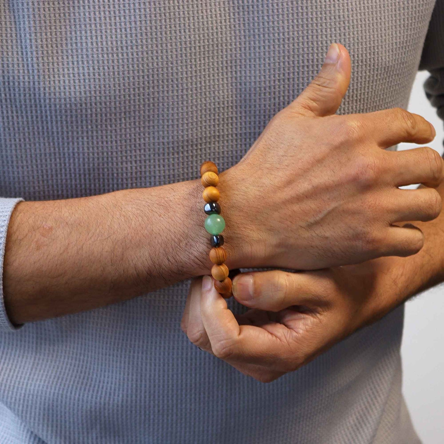 Cedar Bracelet - Sacral Chakra - Green Aventurine
