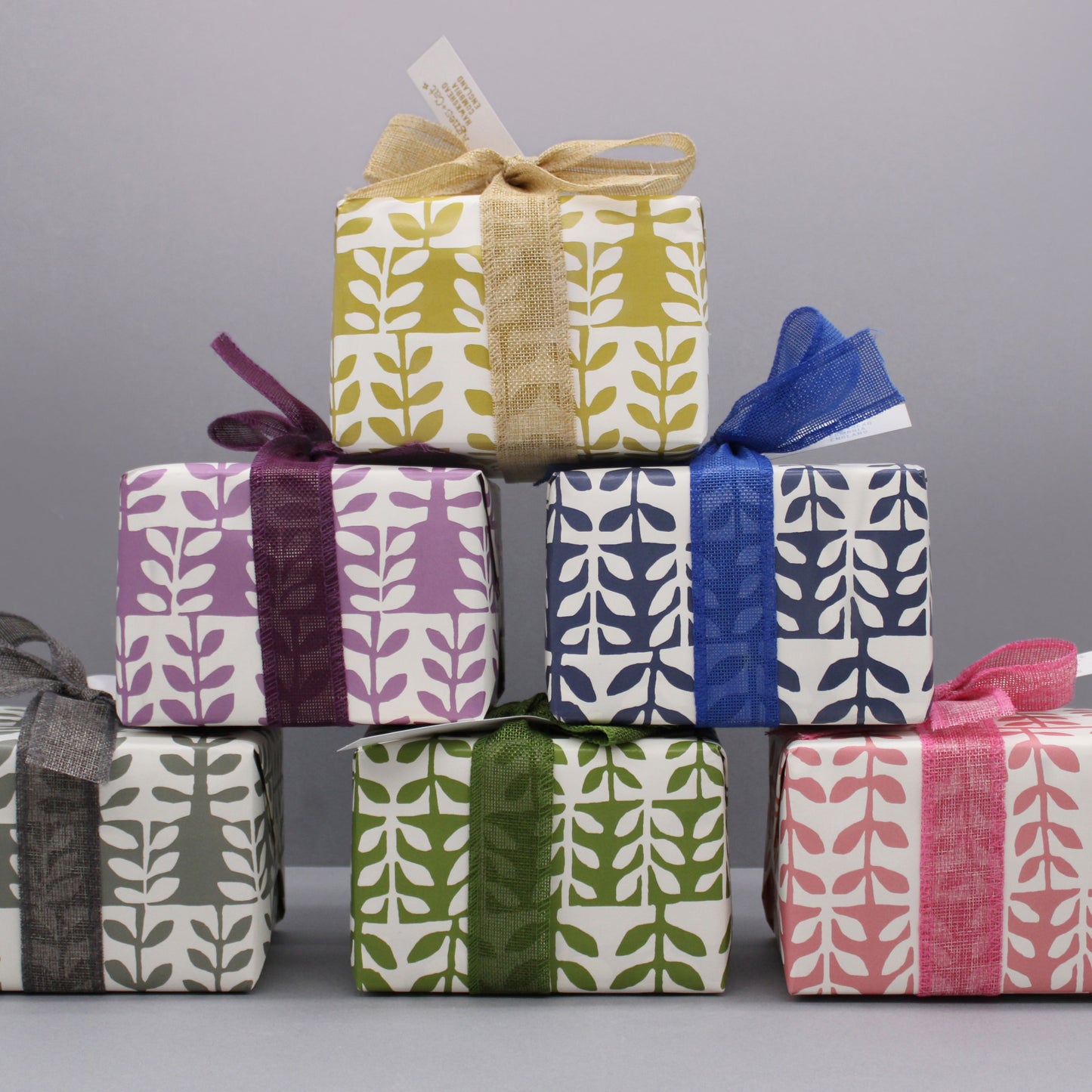 Gift Set: Windermere & Citrus Bath Bombs + Velvet Moon Candle