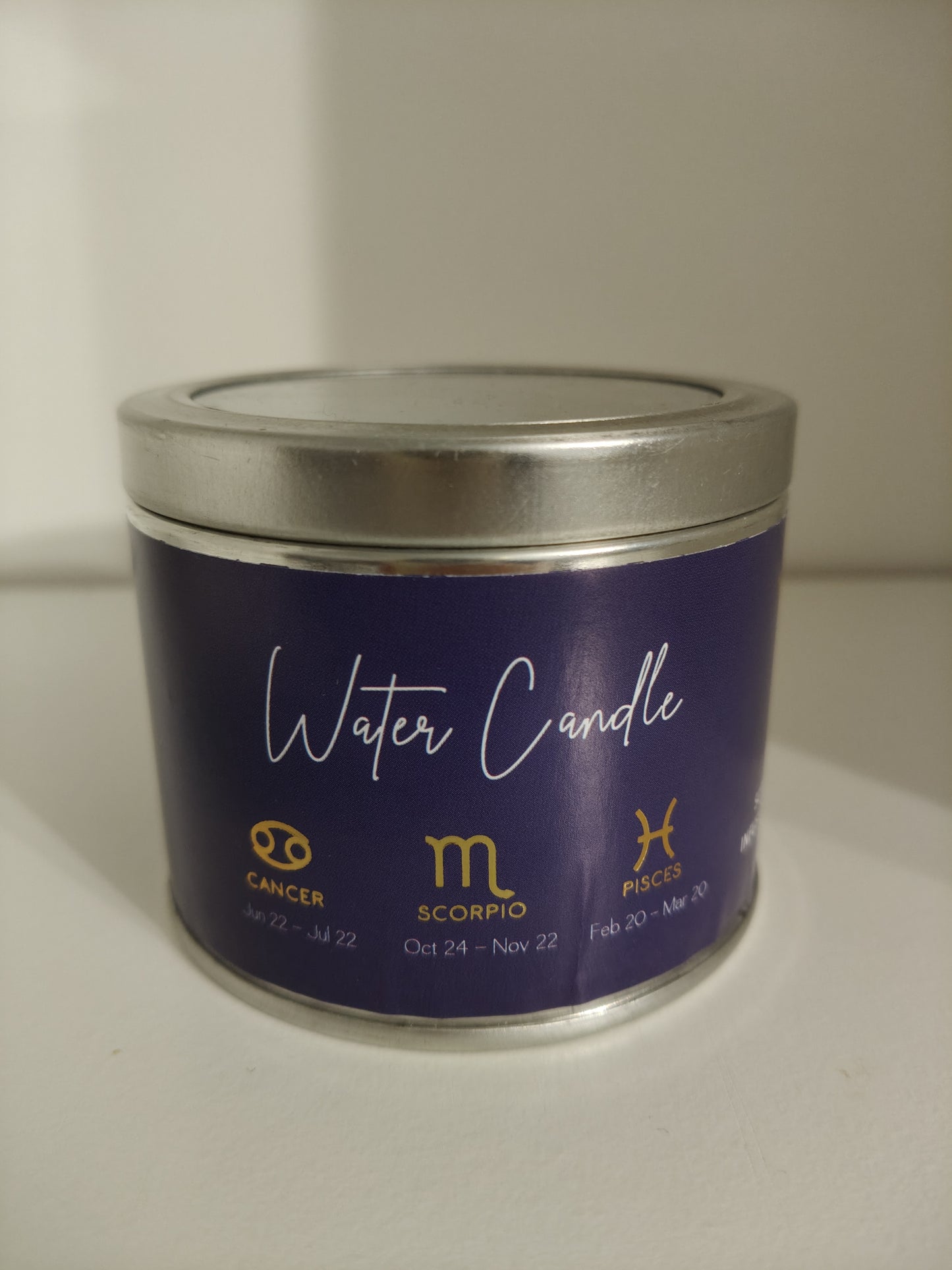 Vela perfumada Jazmín con chips de piedra Lapislázuli Water Candle