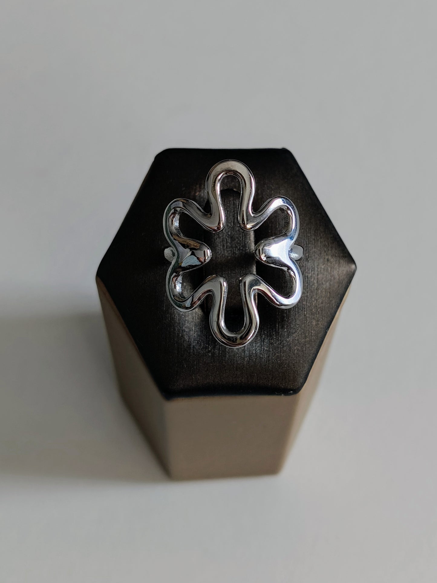 Flower ring in stainless steel (adjustable)