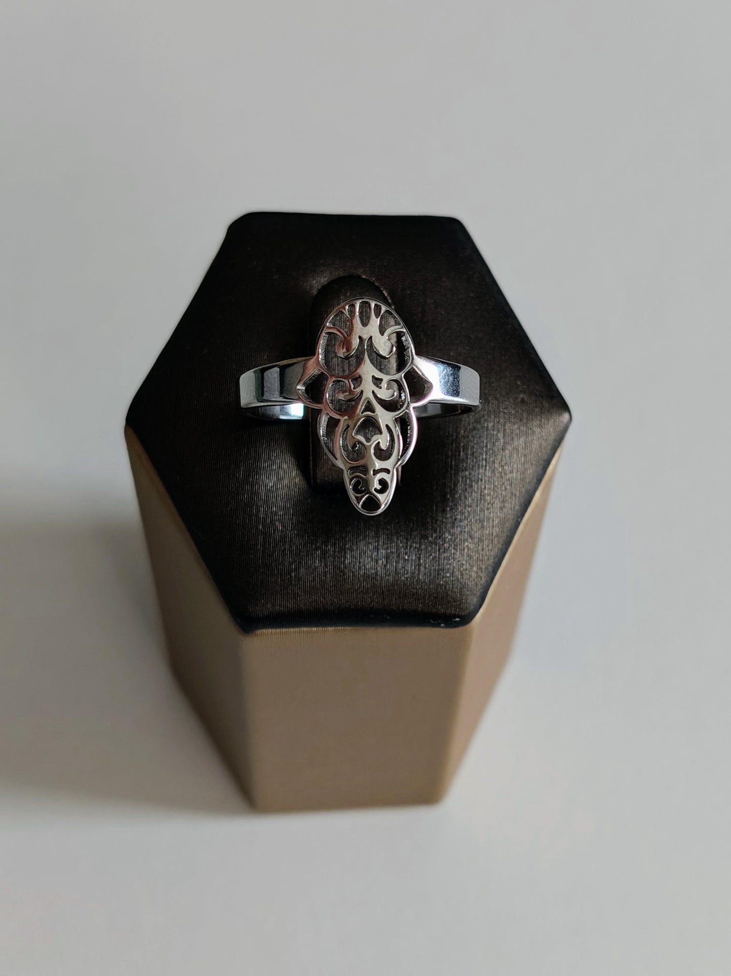 Stainless steel ring (adjustable)