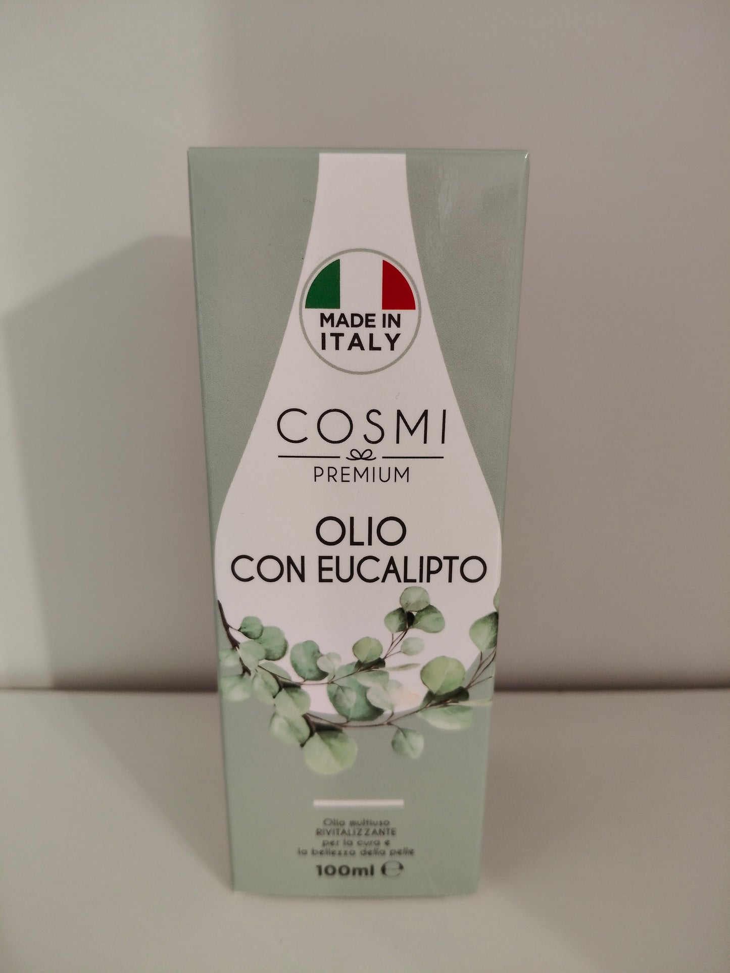 Huile corporelle revitalisante à l'eucalyptus COSMI 100 ml