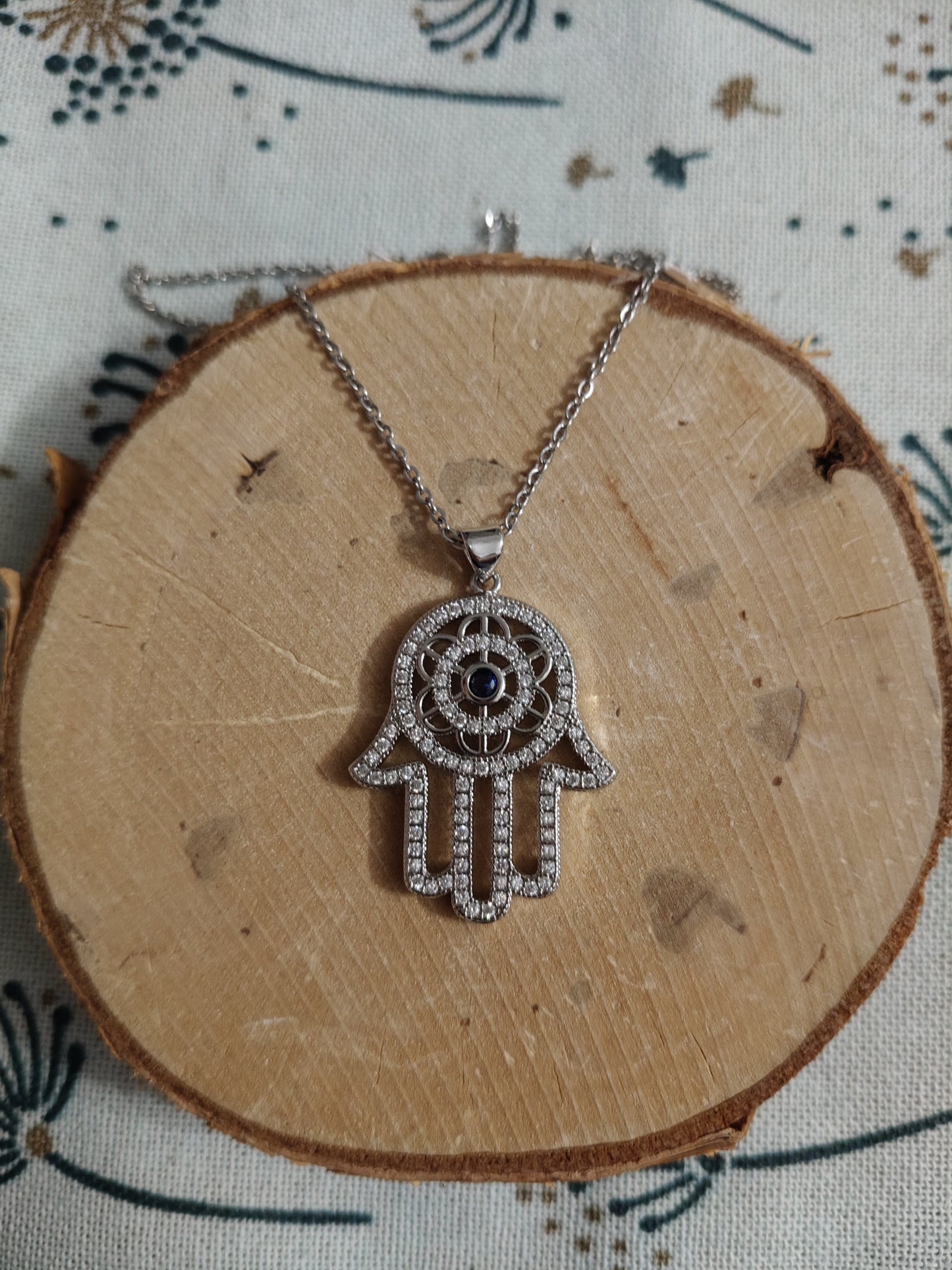 Stainless steel pendant with Hand of Fatima.