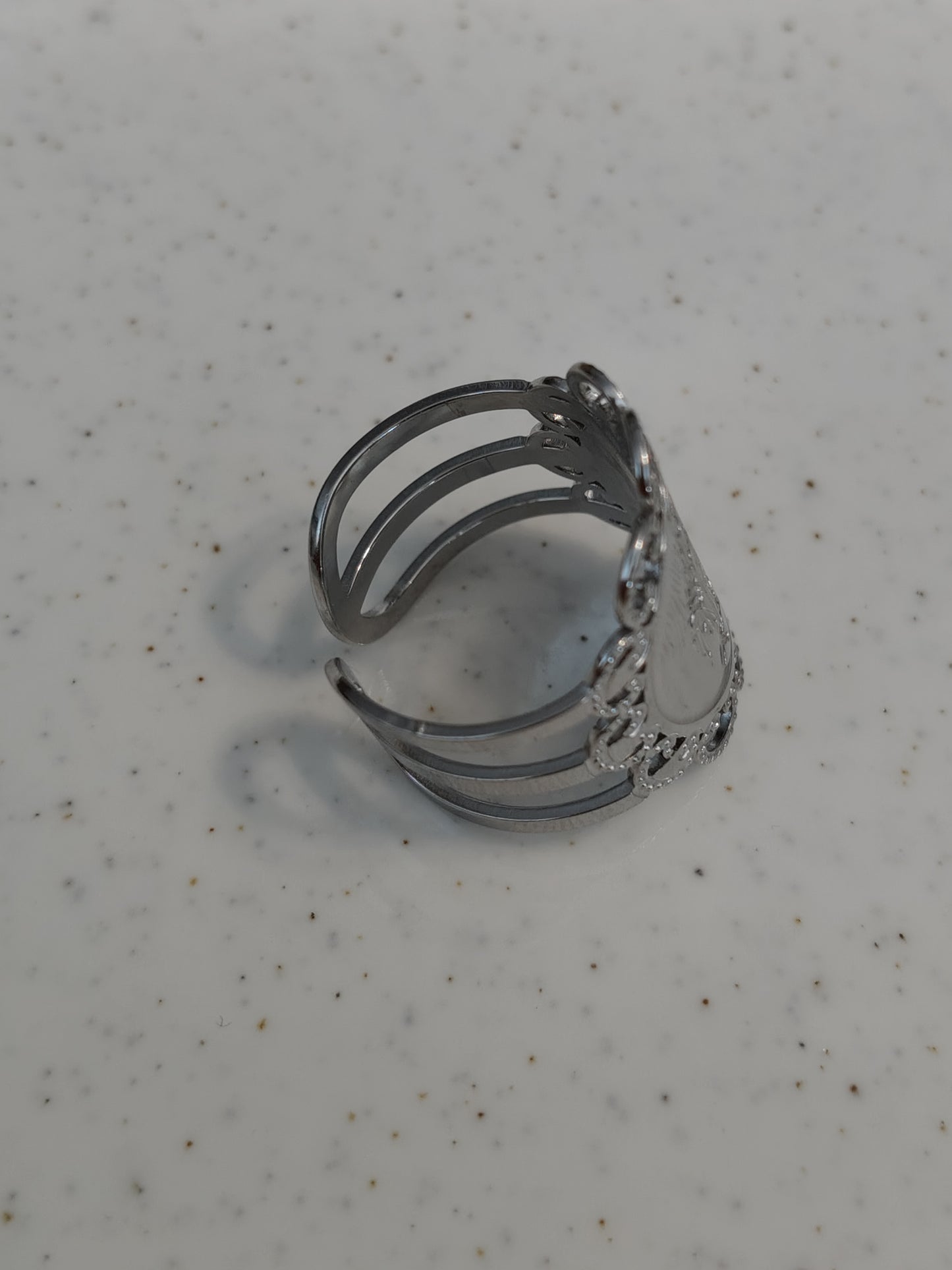 Anillo de acero inoxidable Virgen de la Milagrosa