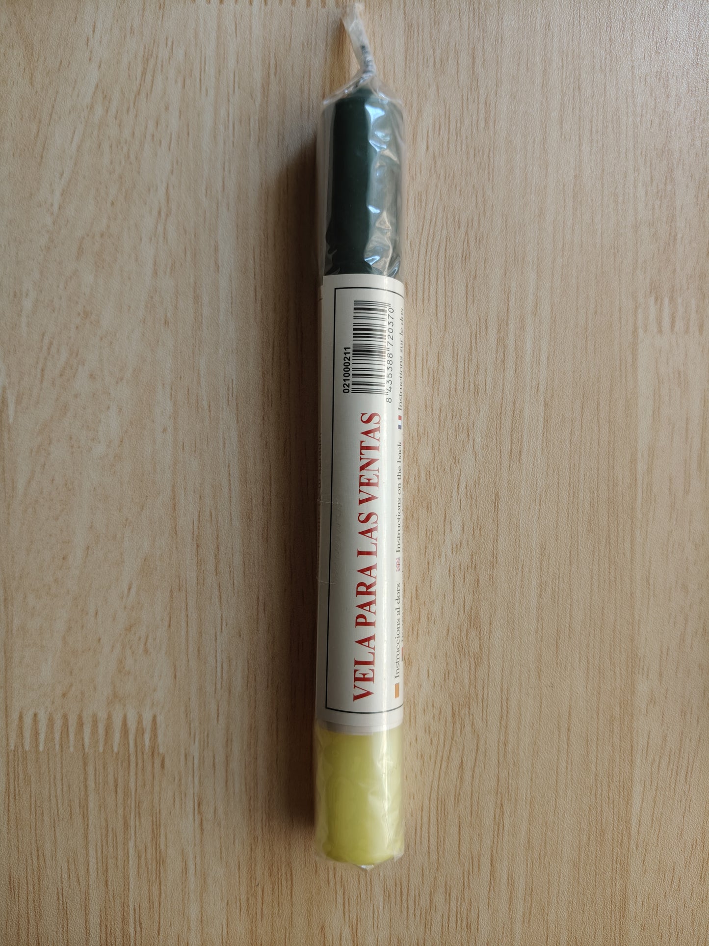 Bougie avec prière pour obtenir des ventes