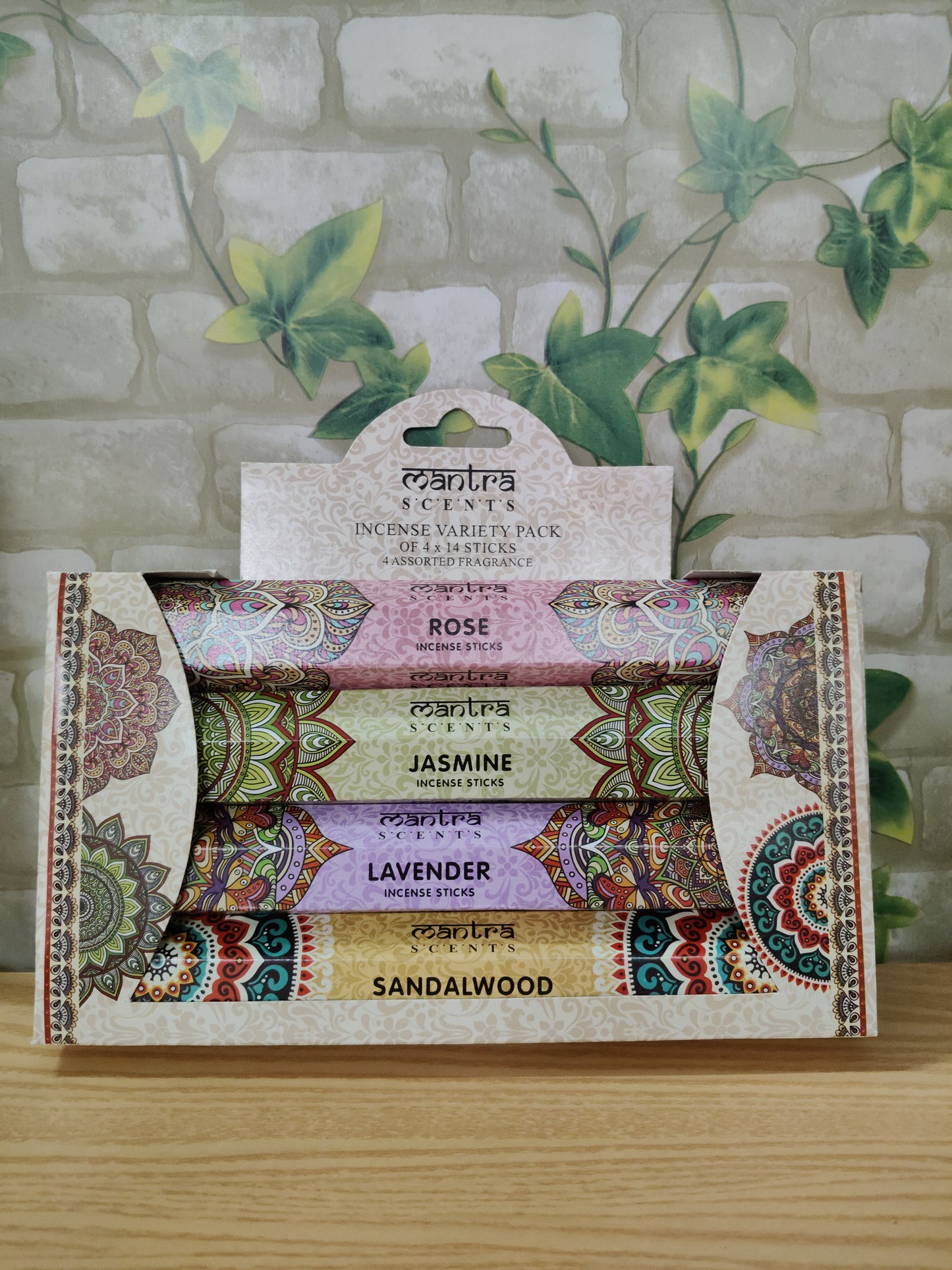 Inciensos variedad pack 4 Rosa Jazmín Lavanda y Sándalo Mantra Scents