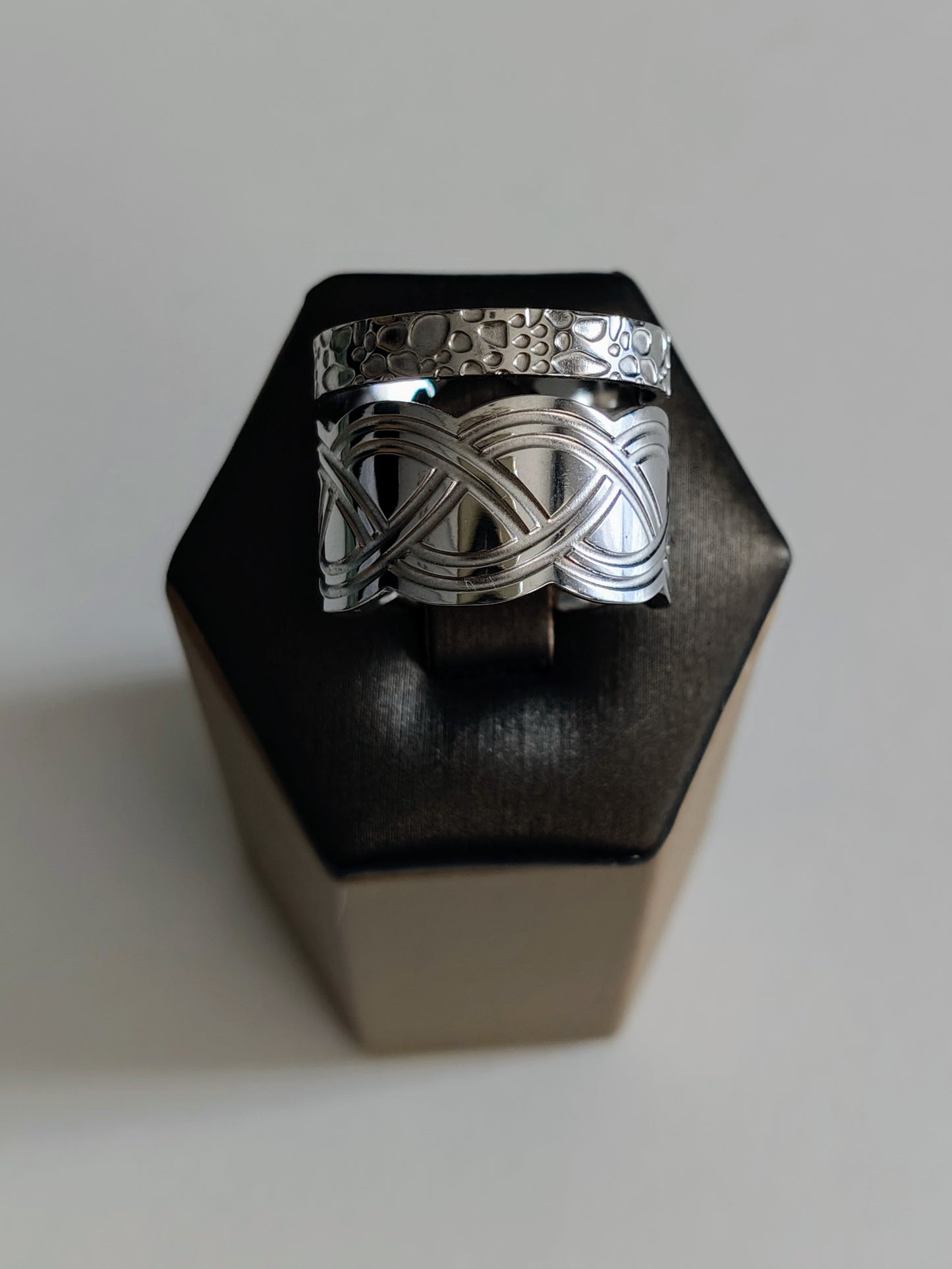Stainless steel ring (adjustable)