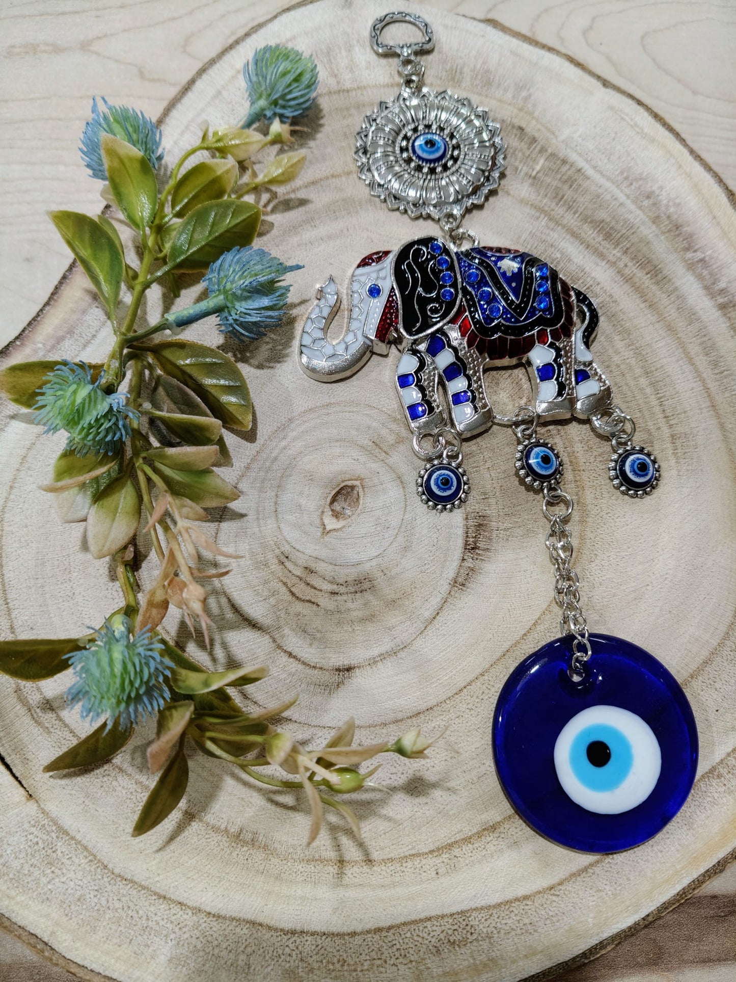 Cintre éléphant avec mauvais œil