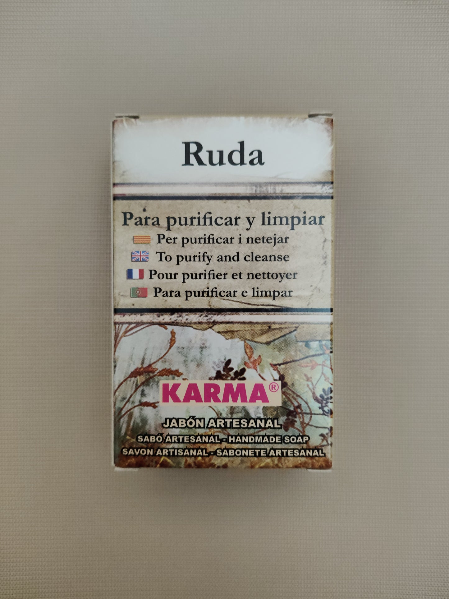 Savon à la rue ésotérique