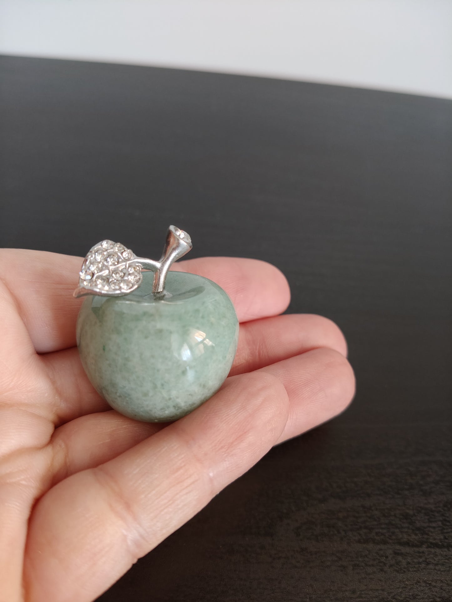 Aventurine verte en forme de pomme