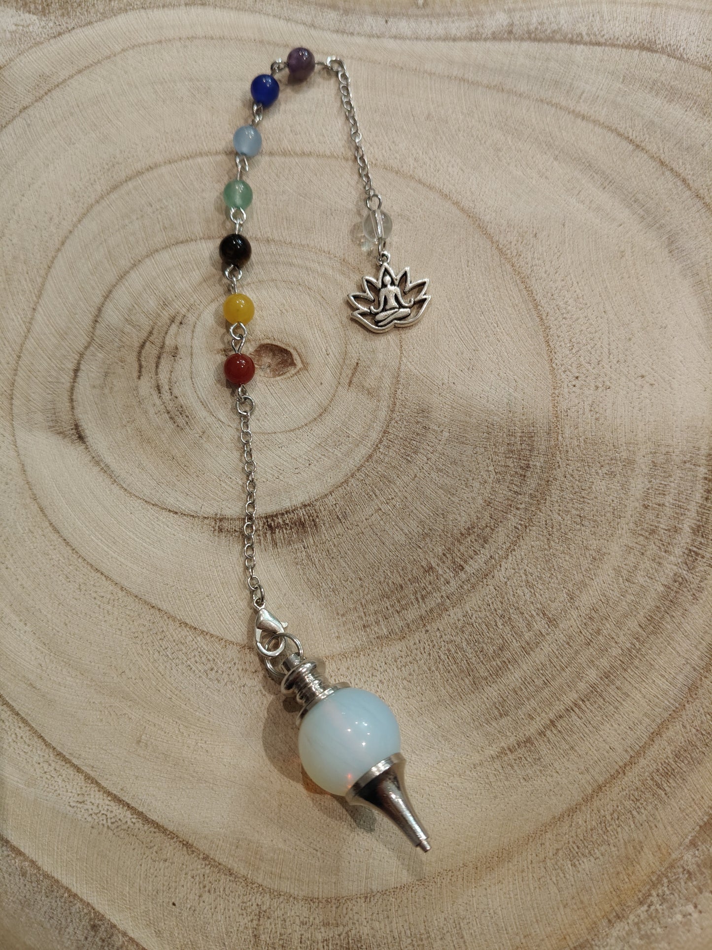 Pendule opaline avec chaîne 7 chakras