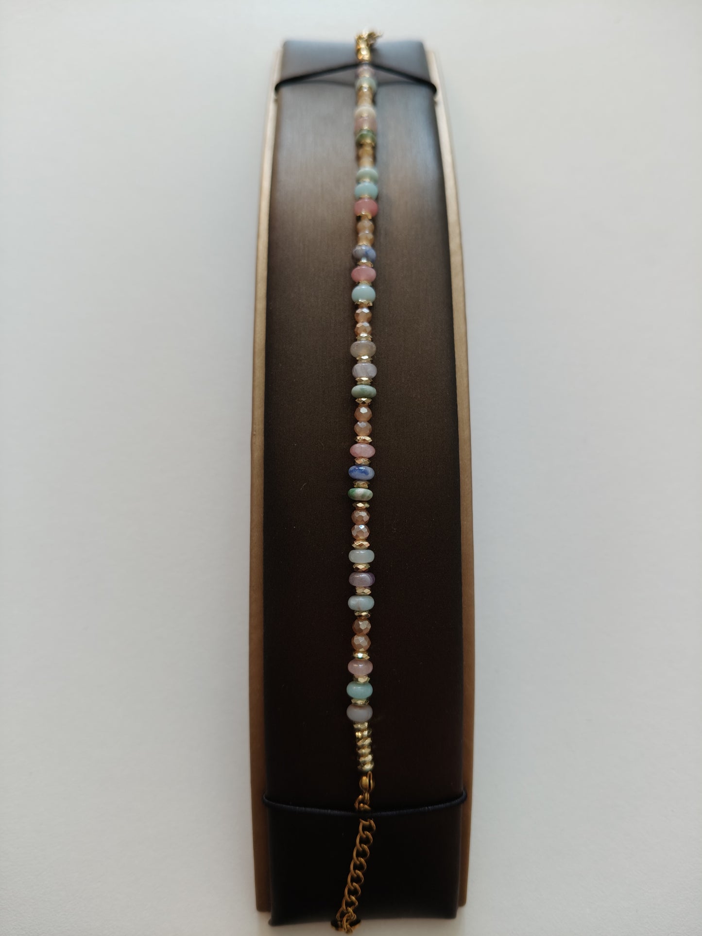 Bracelet en acier avec pierre naturelle et pierres diverses