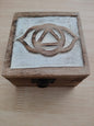 Boîte en bois décorée