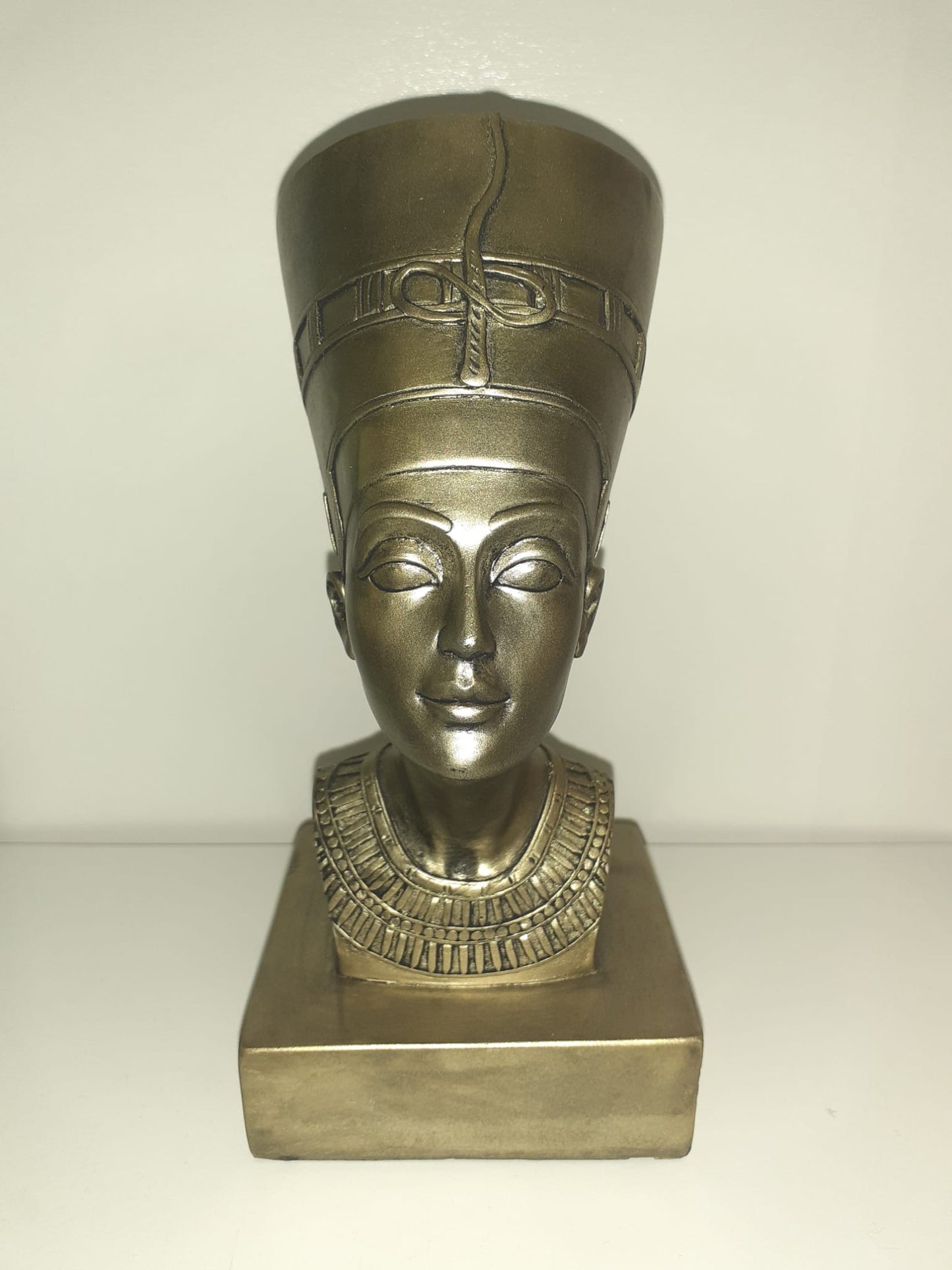 Figura de resina Nefertiti