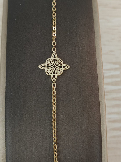 Bracelet en acier avec nœud de sorcière et Triquetra