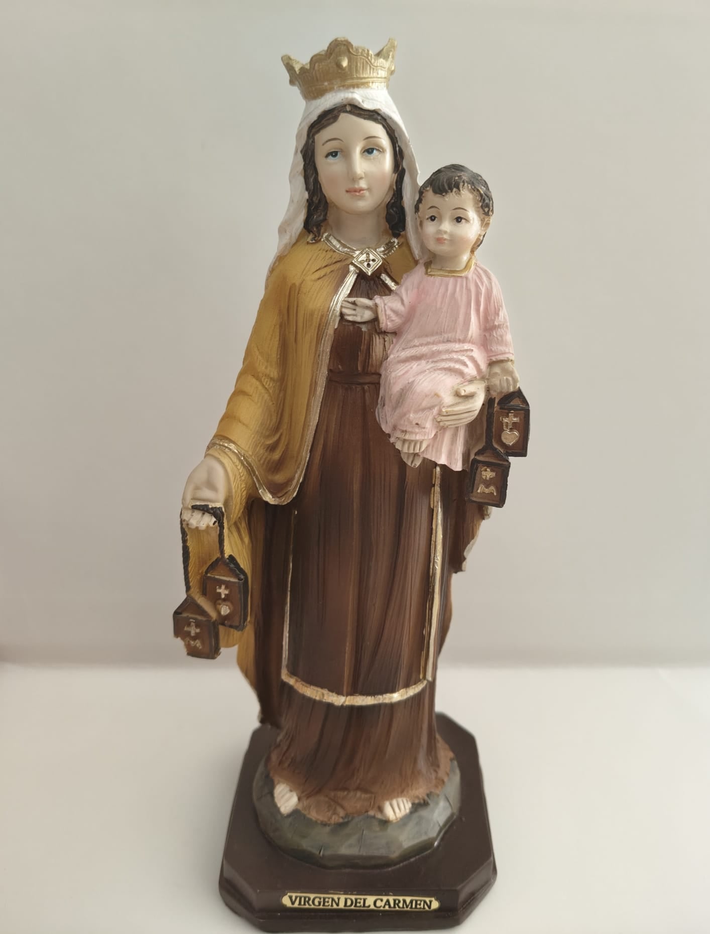 Figura de resina Virgen del Carmen 21x8x8 cm