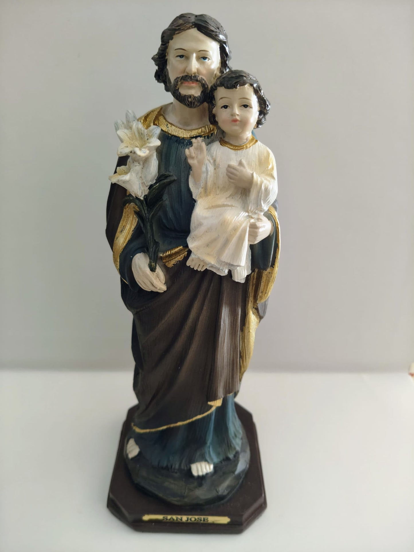 Figura de resina San José 21x8x8 cm