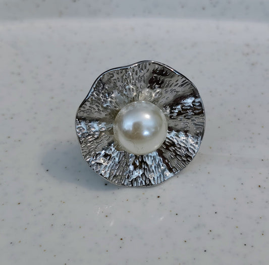 Adjustable stainless steel ring.