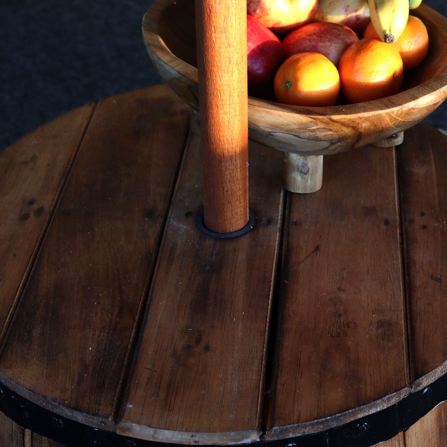 Table et porte-parapluie en forme de tonneau de bière - Naturel