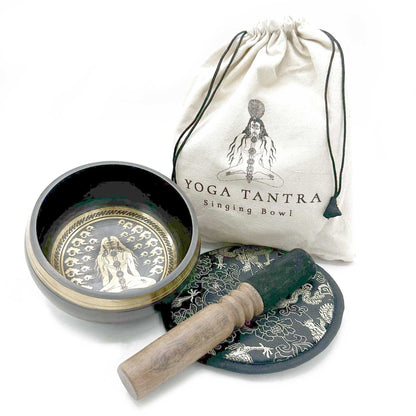 Hand-beaten and engraved Tibetan singing bowl gift set - 14 cm - Yogi