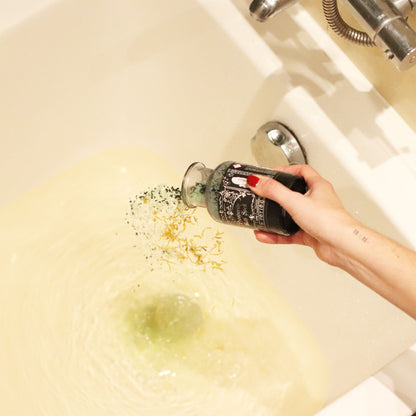 Ancient Witch Bath Spell Potion and Aventurine Crystal Amulet - Prosperity