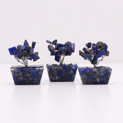 Mini arbre à pierres précieuses sur base en orgonite – Sodalite (15 pierres)