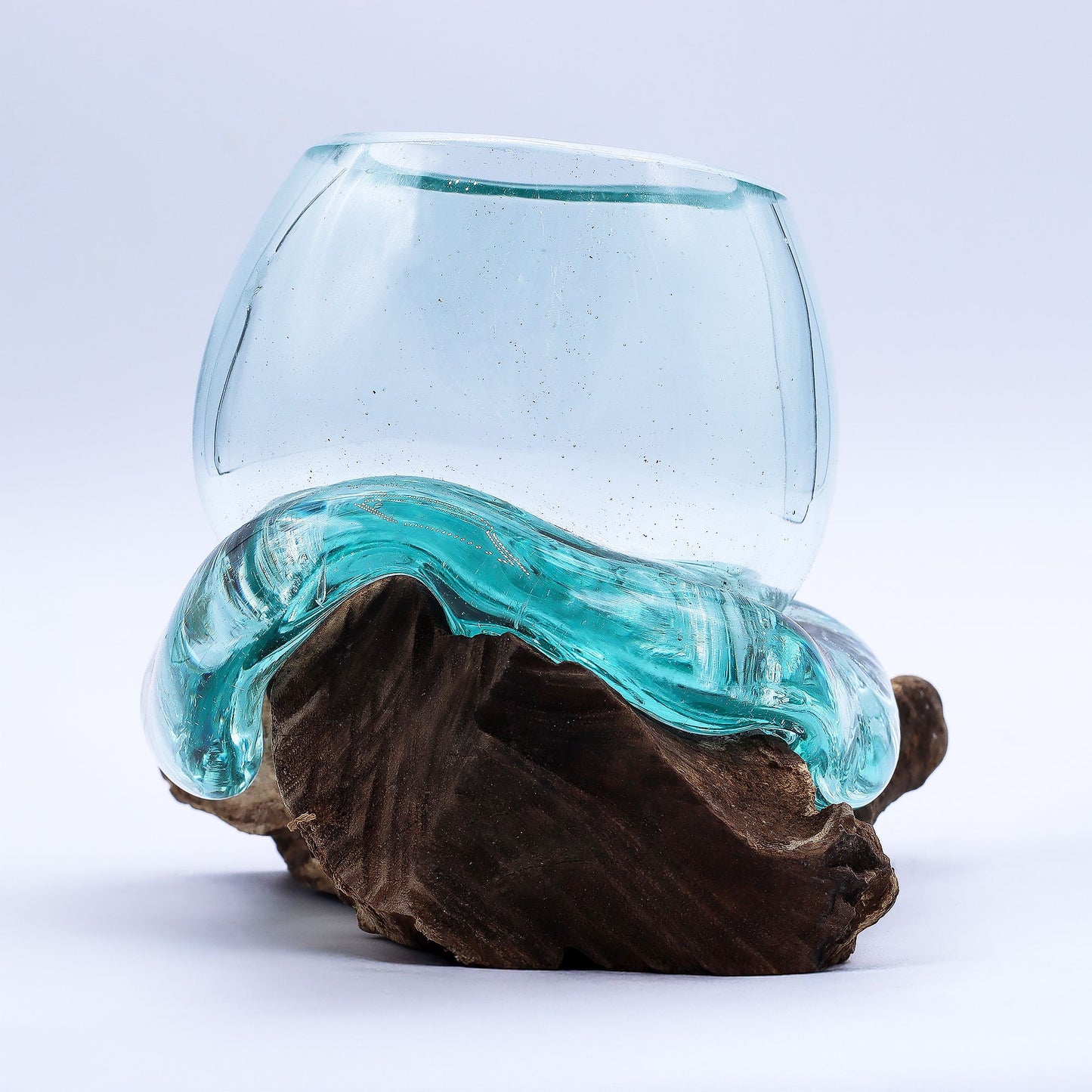Petit aquarium miniature en verre fusionné sur bois, 20 cm