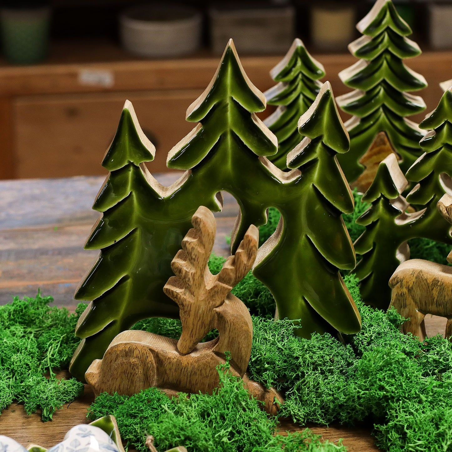 Perdido en el bosque - Ciervo en el bosque 3D Decoración de madera - 23x20cm