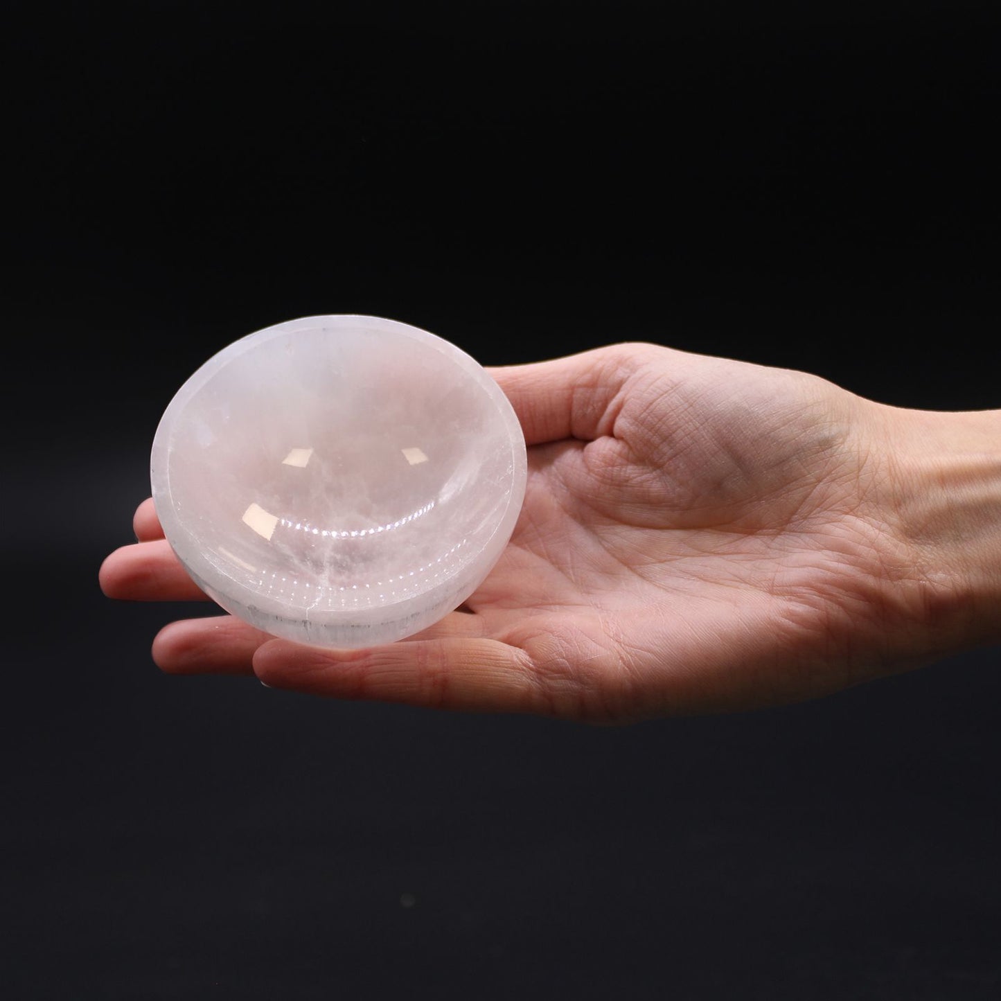 Round selenite bowl - 8cm