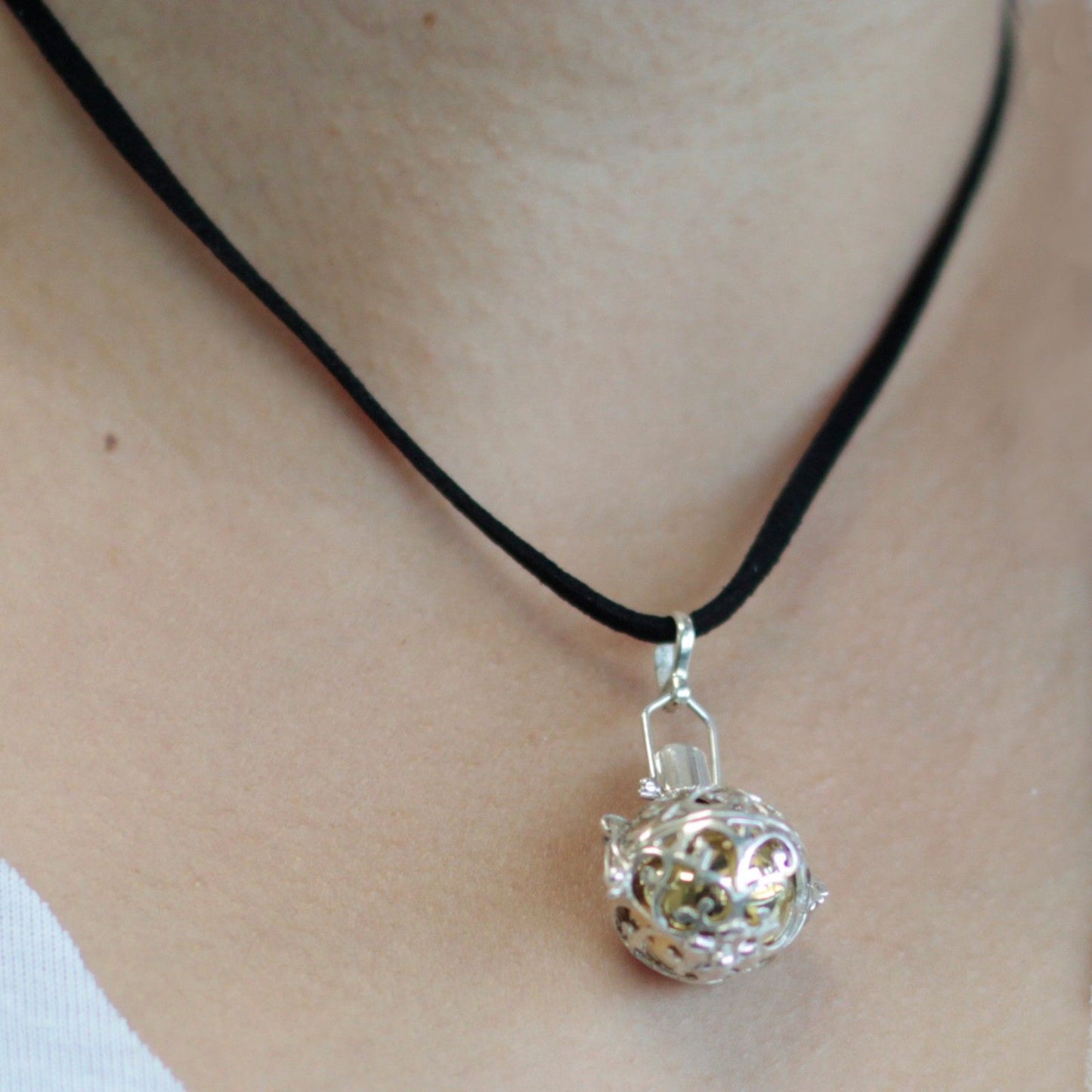 Angel Silver Bell - Night - 18mm