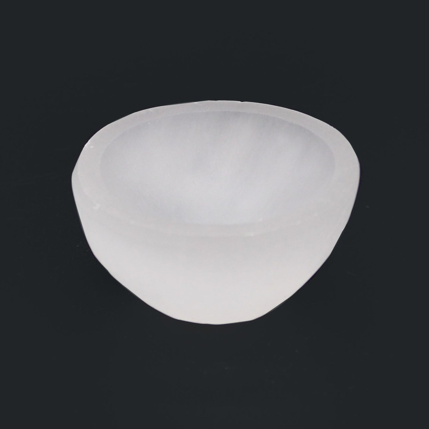 Round selenite bowl - 6cm
