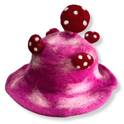 Felt mushroom hat - Shocking pink
