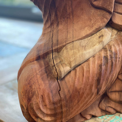 Estatua de Buda Tallada a Mano - 30cm Bienvenido