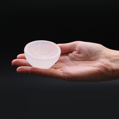 Round selenite bowl - 6cm