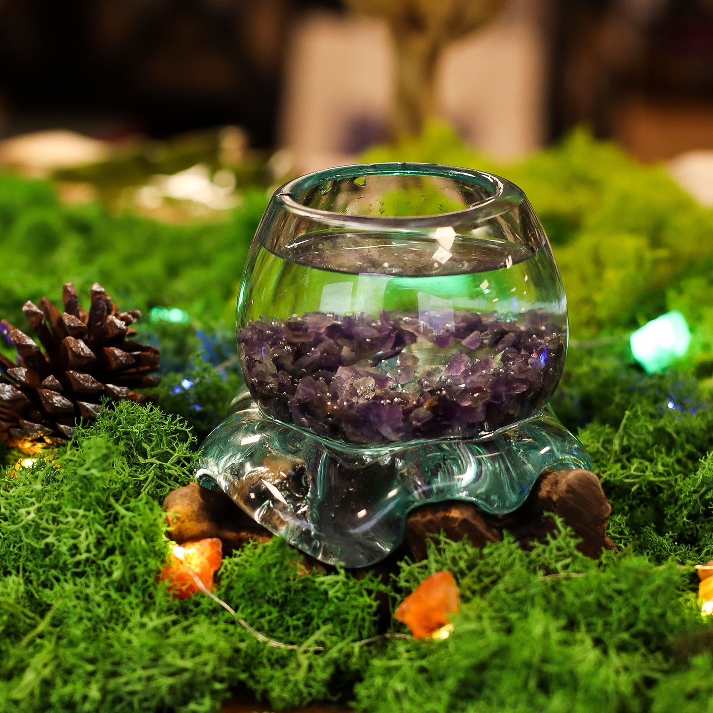 Petit aquarium miniature en verre fusionné sur bois, 20 cm