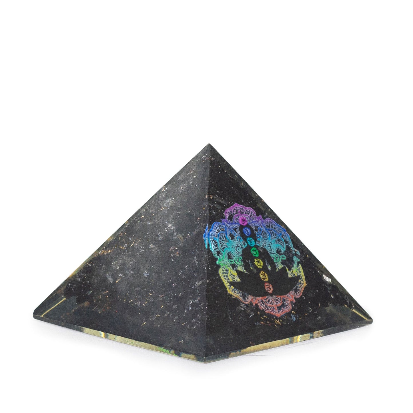 Petites pyramides d'orgonite 5,5 x 4,5 cm - Chakra de Bouddha - Éclats de tourmaline noire