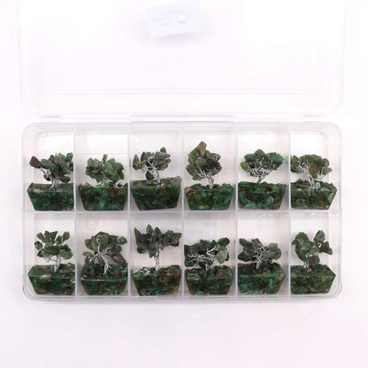 Mini arbre à pierres précieuses sur base en orgonite – Aventurine verte (15 pierres)