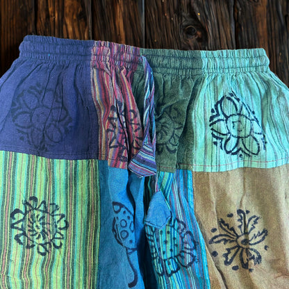 Sari Nómada - Pantalón Hongo - Diseños con Estampado en Bloque - Tonos Verdes (105x127cm) S/M