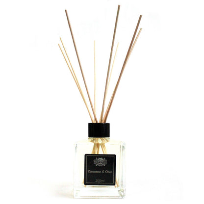 Reed Diffuser with Essential Oils - Cinnamon and Clove