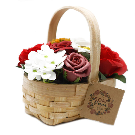 Bouquet in a wicker basket - medium red