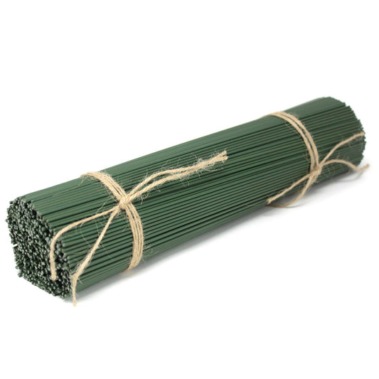Plastic stems Approx. 625 pieces (2.5 kg)