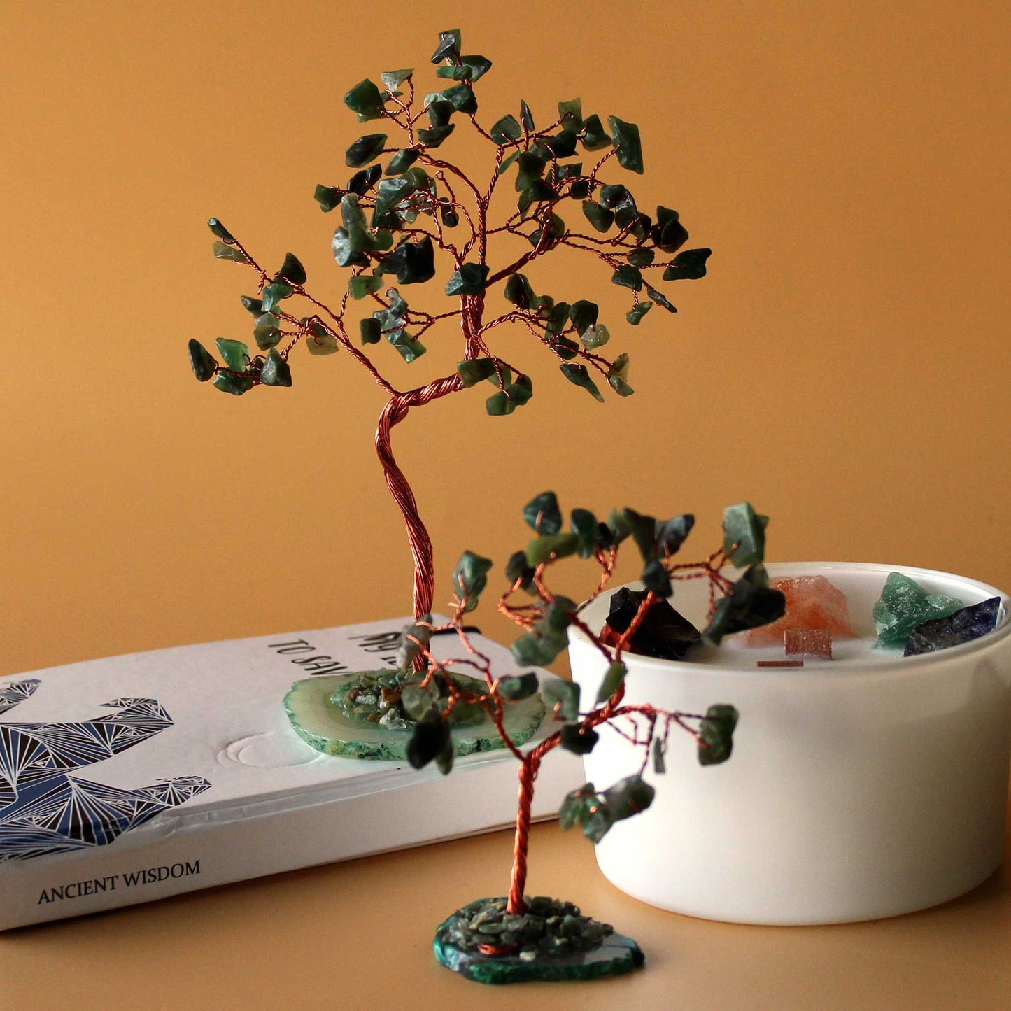 Árbol de piedras preciosas: Aventurina verde sobre base de ágata verde (35 piedras)