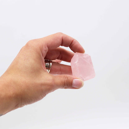 Gemstone points approx. 6 cm (0.5 kg) - Indian Rose Quartz