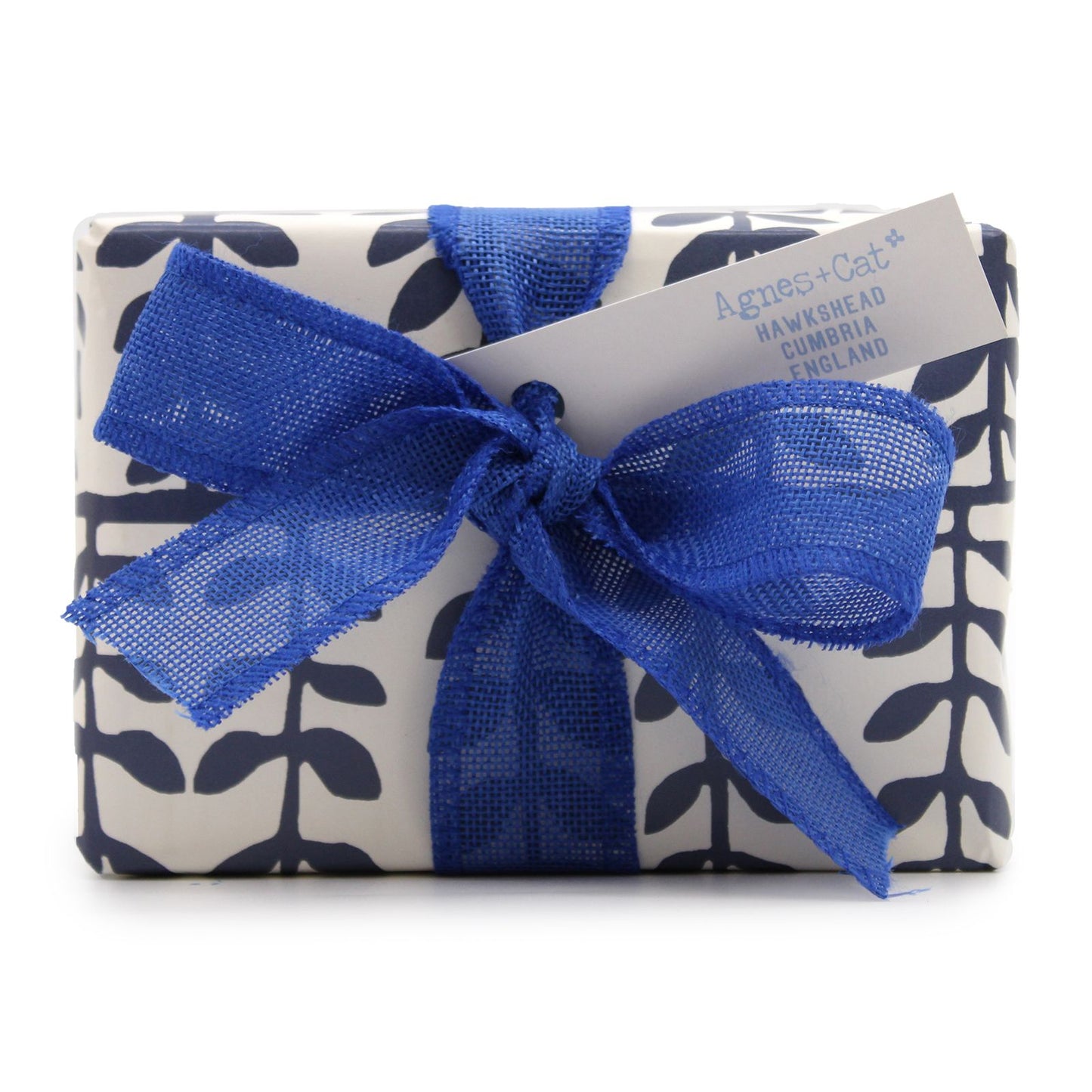 Gift Set: Sea Salt and Moss Bath Bombs &amp; Blue Dolly + Parma Violet Candle