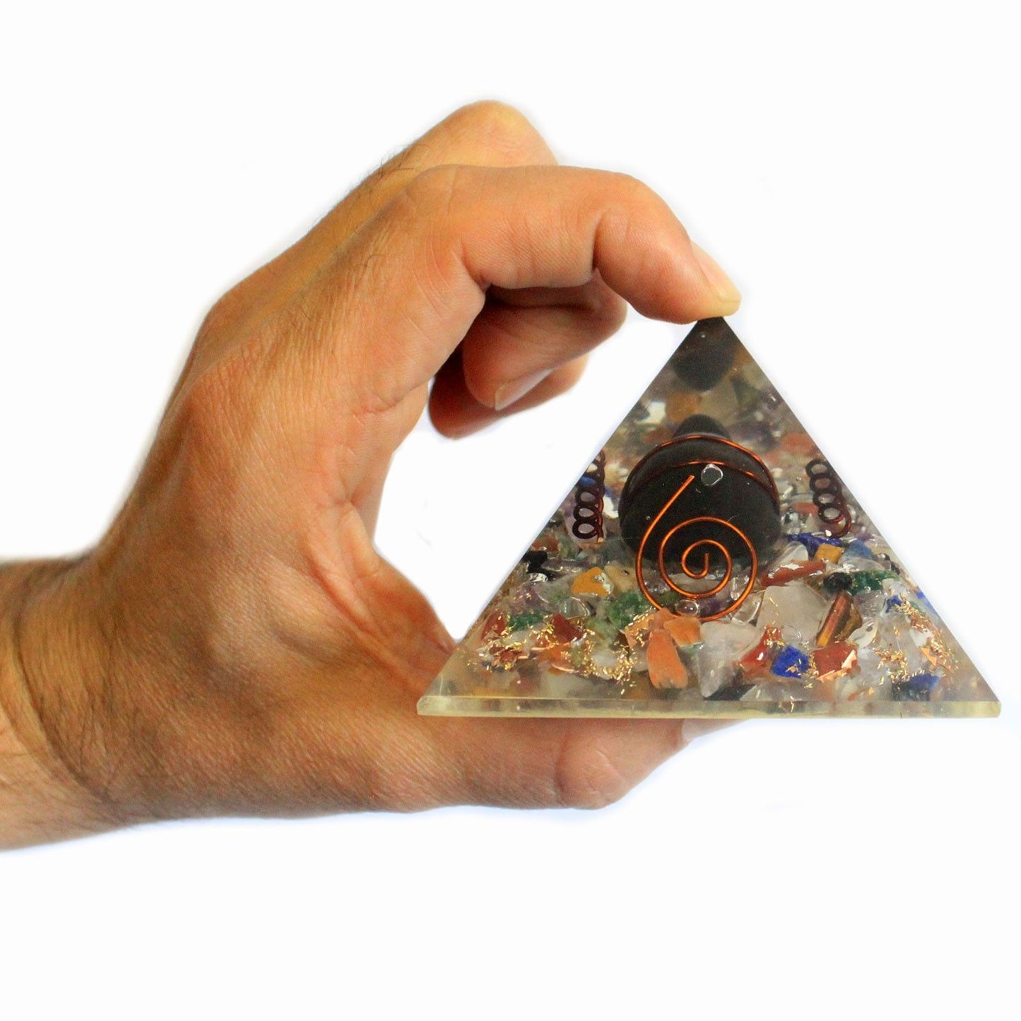 Pyramide d'orgonite 60 mm, éclats de pierres précieuses, cuivre, tortue