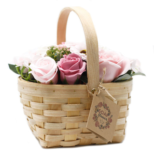 Bouquet in wicker basket - large rose