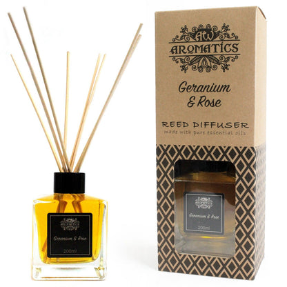 Reed Diffuser with Essential Oils - Geranium and Rose
